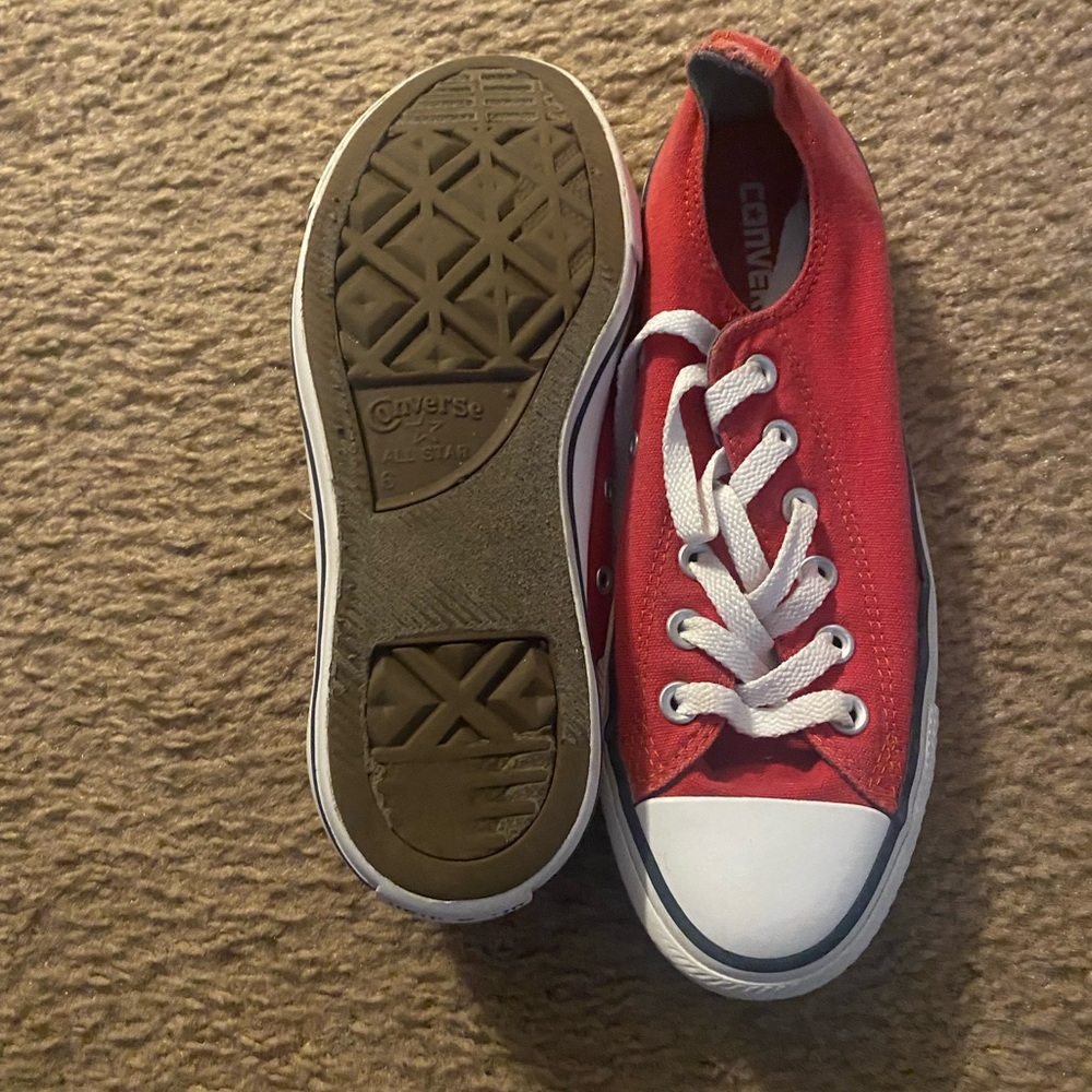 Red converse